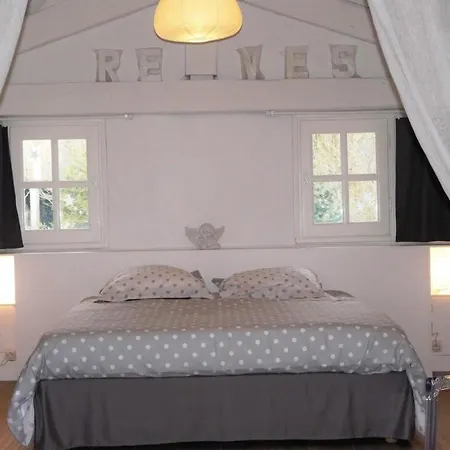 Holiday home Sainte Germaine 